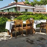Nilya Affittacamere 3*