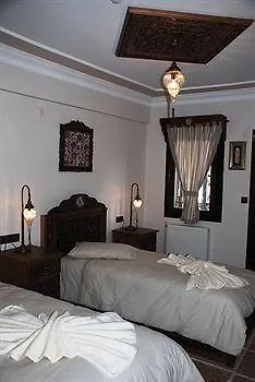 Nilya Σελτσούκ