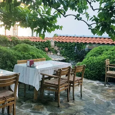 Nilya Vendégház 3*